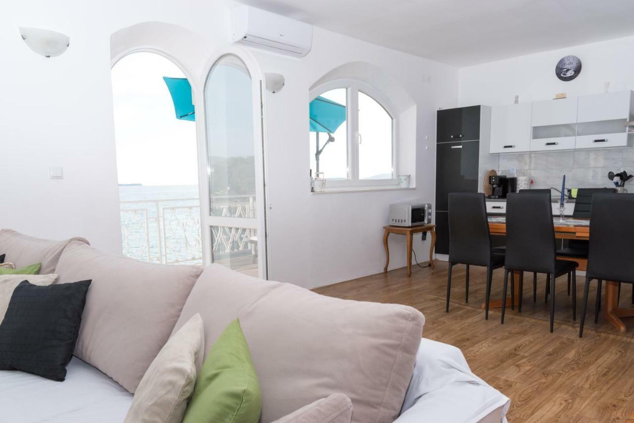 Apartment Rora Zaboric Bagian luar foto