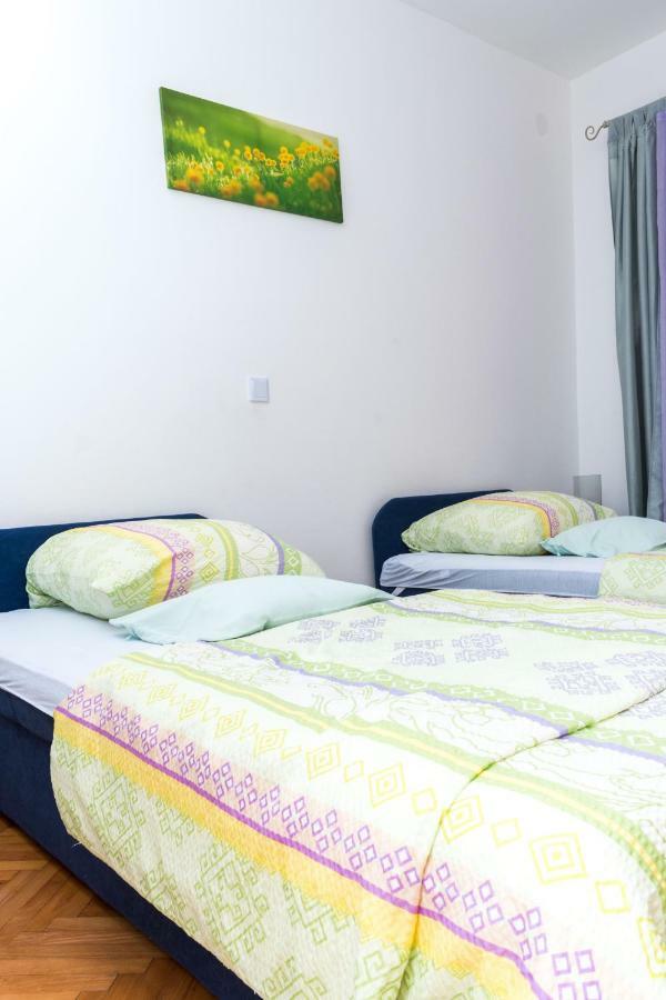 Apartment Rora Zaboric Bagian luar foto