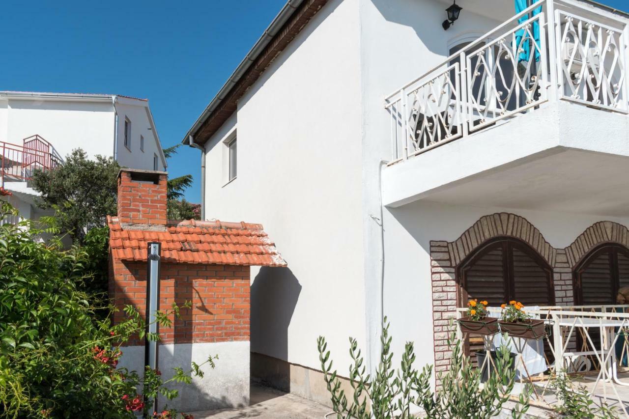 Apartment Rora Zaboric Bagian luar foto