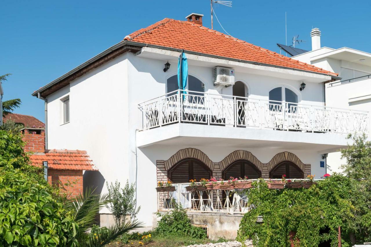 Apartment Rora Zaboric Bagian luar foto