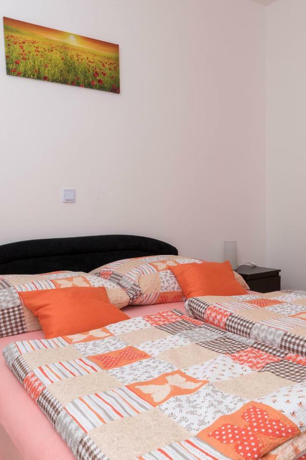 Apartment Rora Zaboric Bagian luar foto
